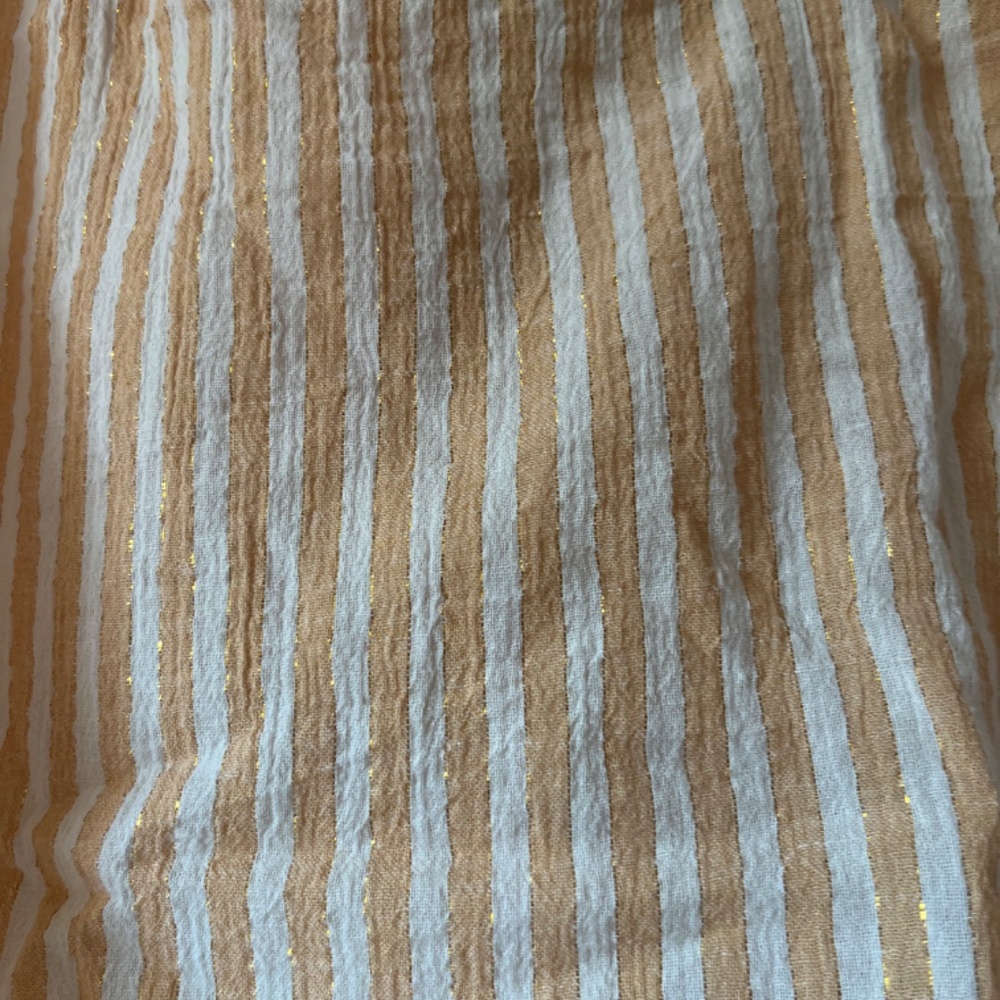 Top - Picture 3 of 4